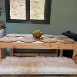 Private Glamping For Family Getaway With Bbq Arakapas