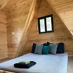 Private Glamping For Family Getaway With Bbq Camping *