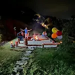 Campsite Private Glamping For Family Getaway With Bbq