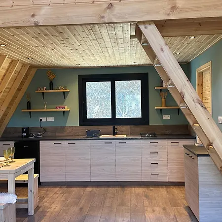 Private Glamping For Family Getaway With Bbq Кемпинг *