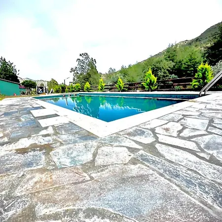 Private Glamping For Family Getaway With Bbq
