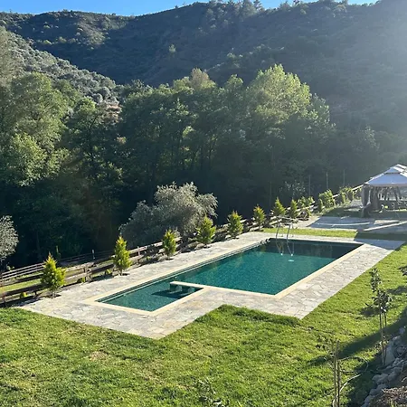 Spacious Mountain Retreat With Bbq Facilities *