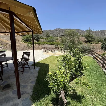Spacious Mountain Retreat With Bbq Facilities * Arakapas