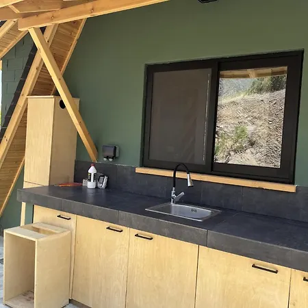 Spacious Mountain Retreat With Bbq Facilities Camping